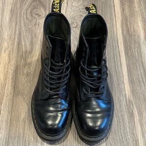 Dr. Martens 1460 Smooth Leather Lace-Up Boots Size US 8